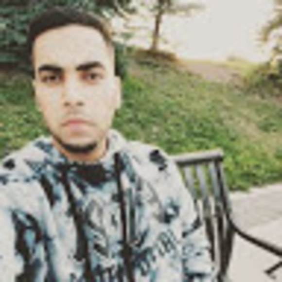 Meet your Posher, Inam - Picture 1 of 1